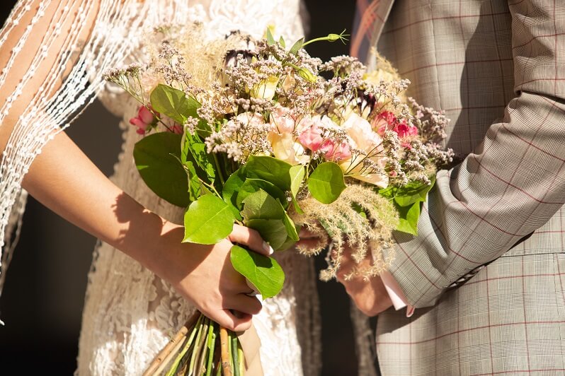 Seasonal Flowers for Your Wedding Bouquet